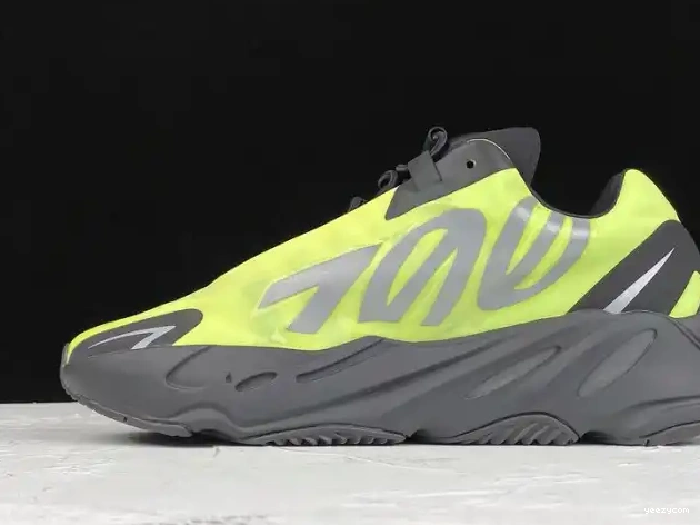 Yeezy 700 Adidas Boost FY3727 Phosphor MNVN 0524